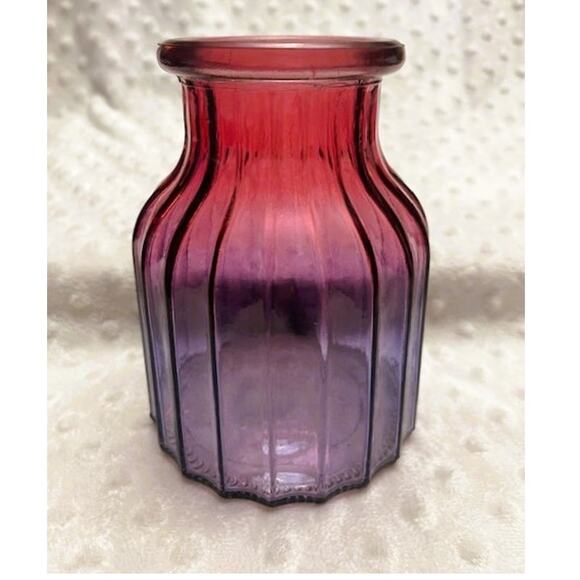 Vintage Greenbrier Ombre (Cranberry, Purple, Violet, Blue) Ribbed Glass Vase - Picture 5 of 5